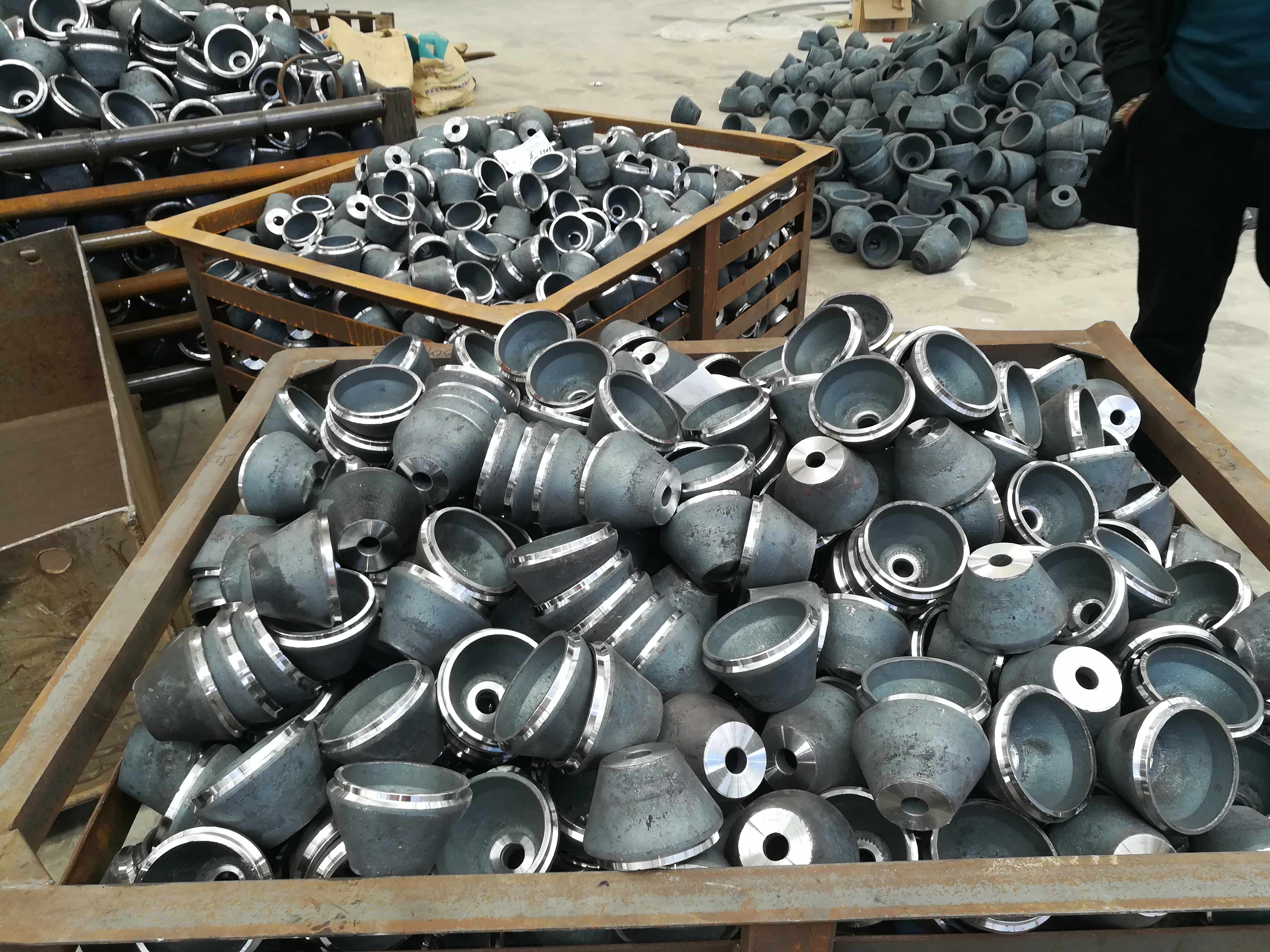 调兵山网架配件